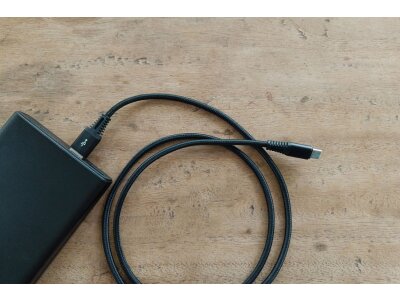 Кабели и контроллеры