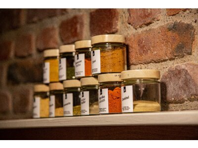 Etykiety samoprzylepne