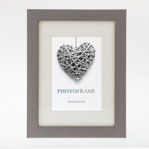 Деревянная рамка ZEP Regent taupe 13x18 см с паспарту 9x13 см