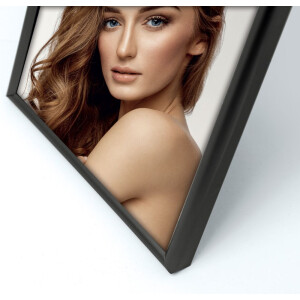 Металлическая портретная рамка BN11 черная 15x20 см