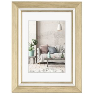 Уютная пластиковая рама