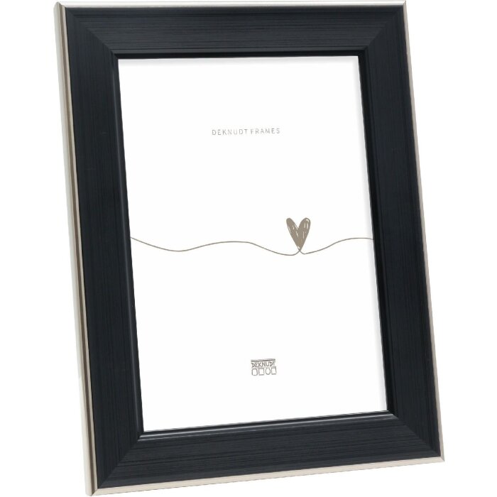 Фоторамка Deknudt S244 черная с серебристой каймой 21x29,7 см