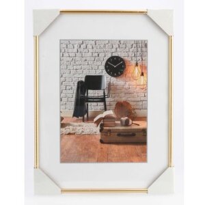 Пластиковая рамка Севилья 30x40 см золото