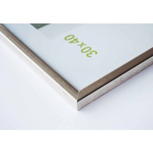 Zoom Holzrahmen 18x24 cm silber