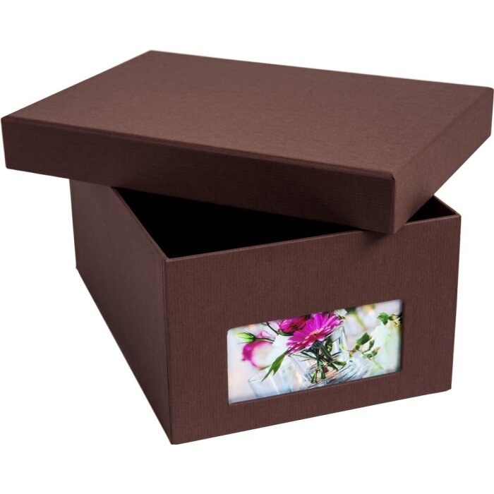 коричневый