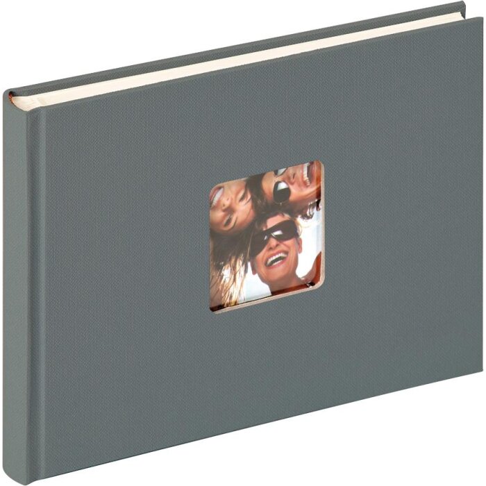 темно-серый